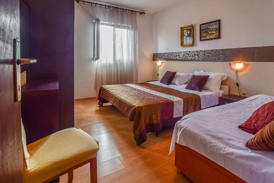 Apartments Derado 수페타르 외부 사진